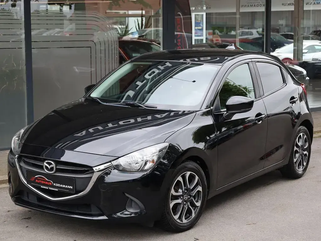 Gebraucht Mazda 2 Kizoku 90 PS (66 kW) 2017 Onyxschwarz metallic Limousine