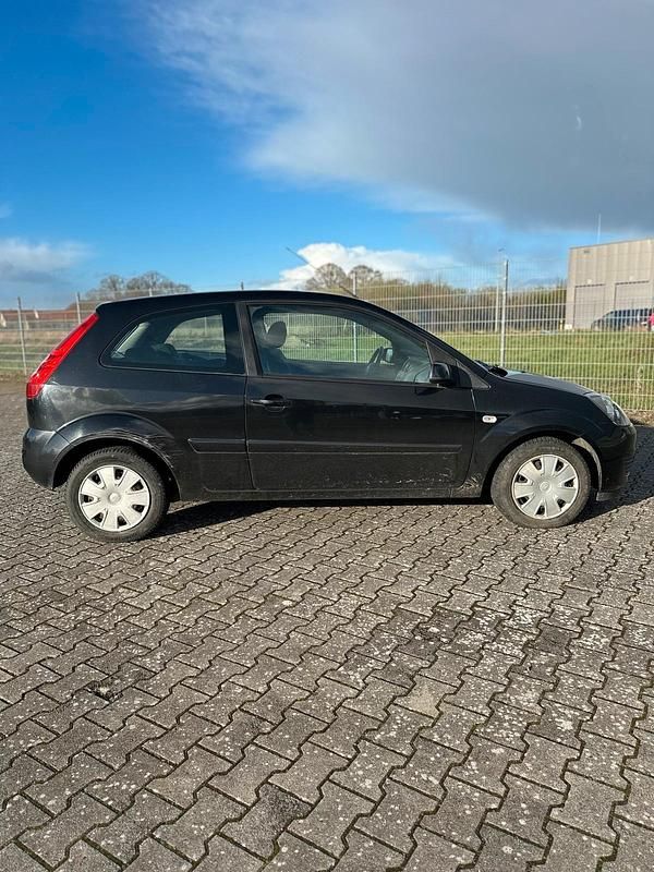 Gebraucht Ford Fiesta 60 PS (44 kW) 2008 Schwarz Kleinwagen