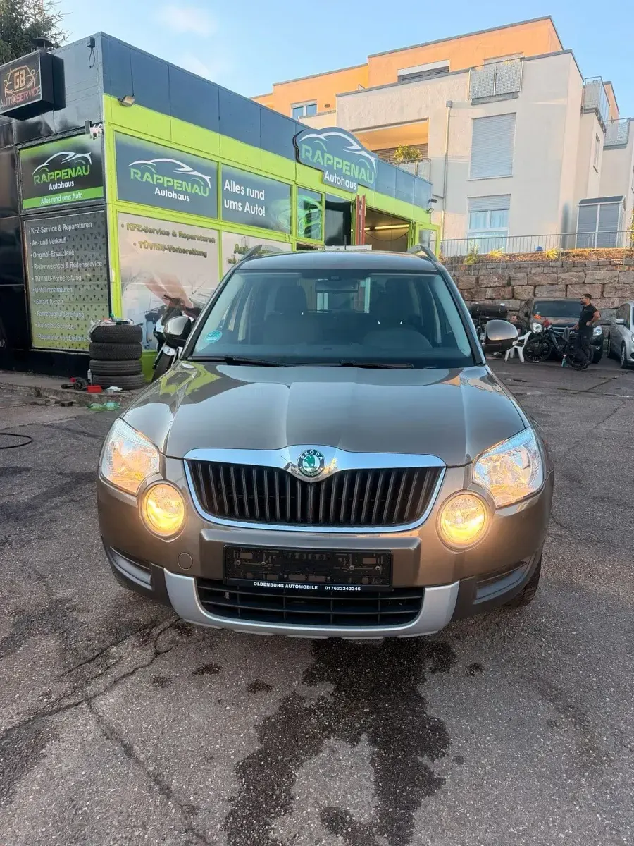 Gebraucht Skoda Yeti 152 PS (111 kW) 2012 Braun SUV