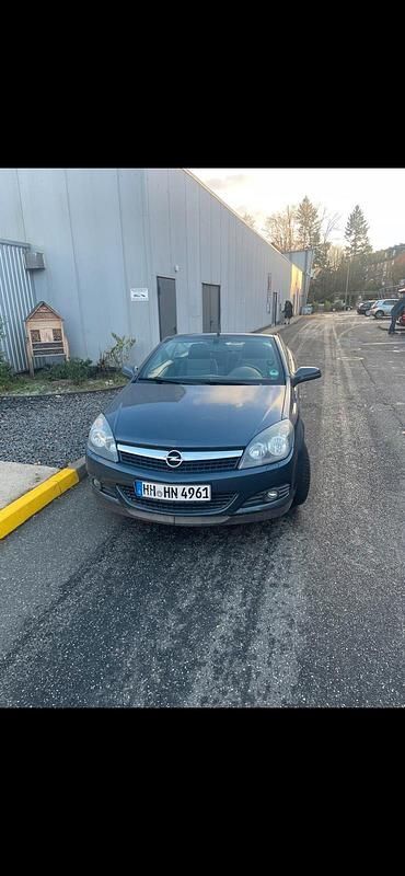 Grau Gebraucht 2006 Opel Corsa Cabrio | 2.900 € - Bild 1/4