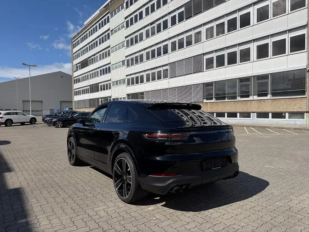 Gebraucht Porsche Cayenne E-Hybrid Coupe 340 PS (250 kW) 2021 Schwarz SUV