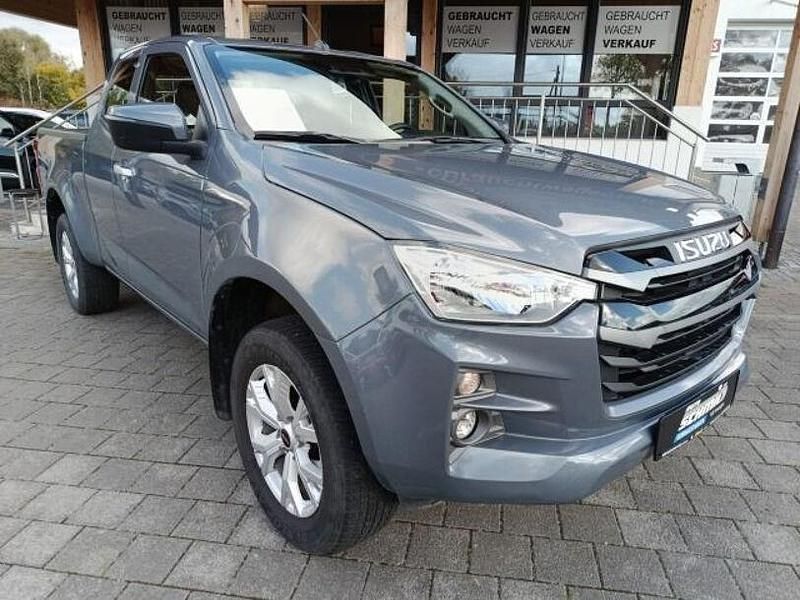 Gebraucht Isuzu D-Max 163 PS (119 kW) 2023 Grau Pickup