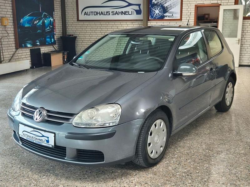 Grau Gebraucht 2005 VW Golf V Trendline Limousine | 1.690 € (Fairer Preis) - Bild 1/4