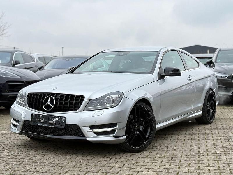 Silber Gebraucht 2013 Mercedes C250 AMG Coupé | 13.650 € (Superpreis) - Bild 1/4