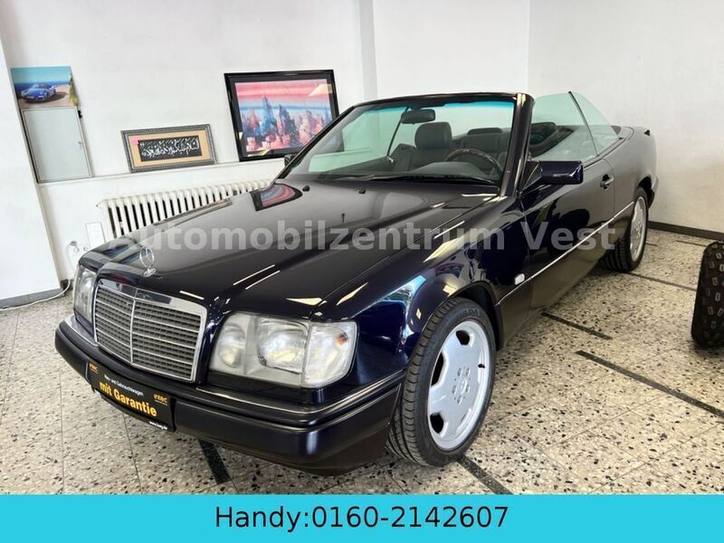 Gebraucht Mercedes E220 150 PS (110 kW) 1997 Violett Cabrio