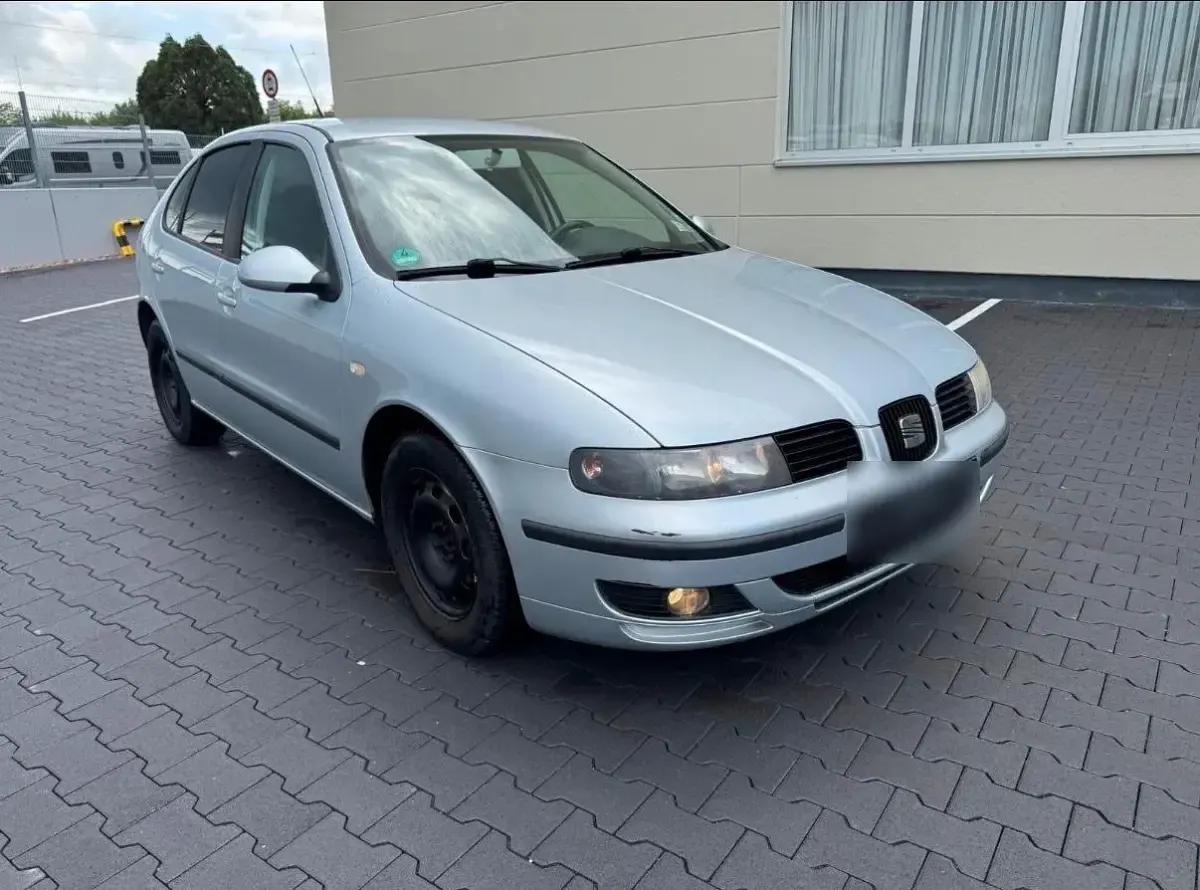 Gebraucht Seat Leon 105 PS (77 kW) 2005 Silber Kleinwagen