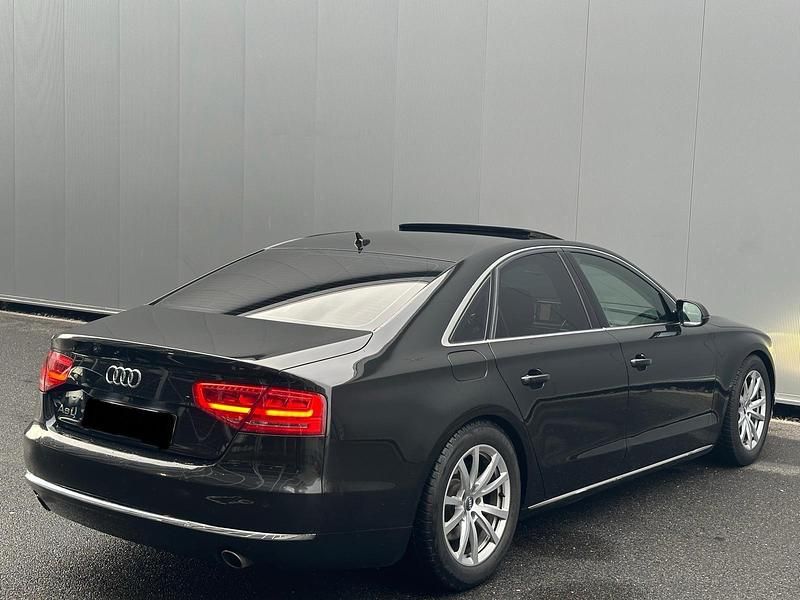 Gebraucht Audi A8 Comfort 300 PS (220 kW) 2011 Schwarz Limousine