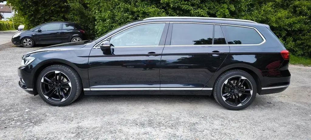Second-hand VW Passat Highline 190 CP (139 kW) 2016 Negru Berlinǎ
