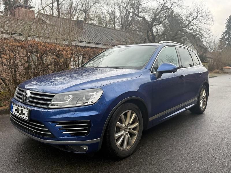 Gebraucht VW Touareg R-line 265 PS (194 kW) 2016 Blau SUV