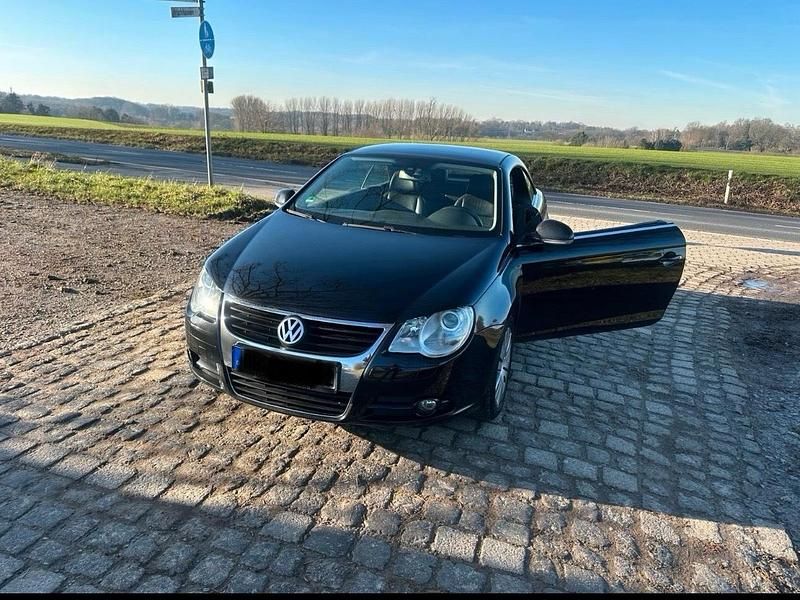 Schwarz Gebraucht 2007 VW Eos Cabrio | 2.300 € (Fairer Preis) - Bild 1/4