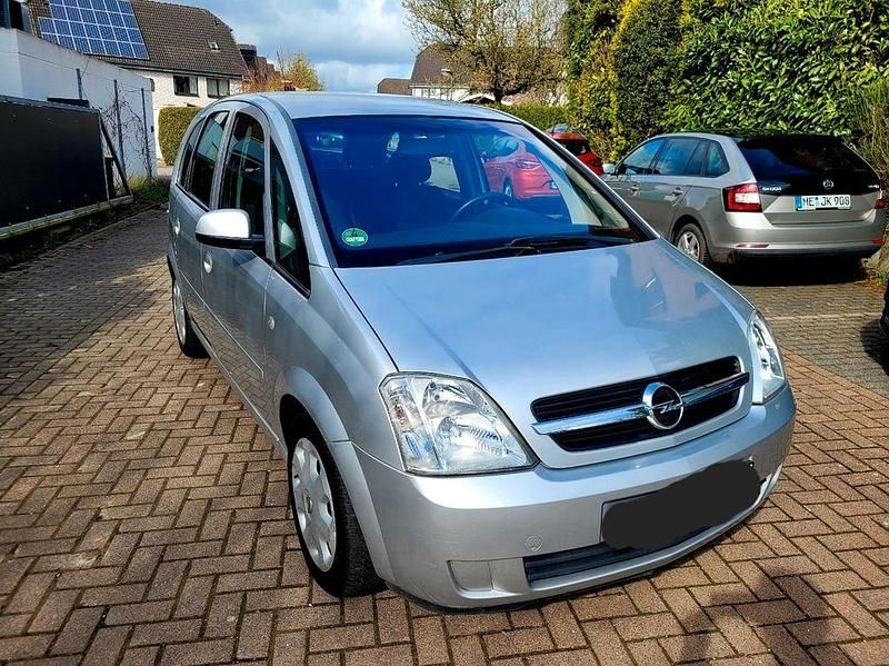 Gebraucht Opel Meriva 101 PS (74 kW) 2005 Silber Van / Kleinbus