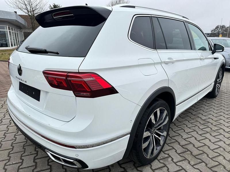 Gebraucht VW Tiguan Allspace R-line 150 PS (110 kW) 2022 Weiß SUV