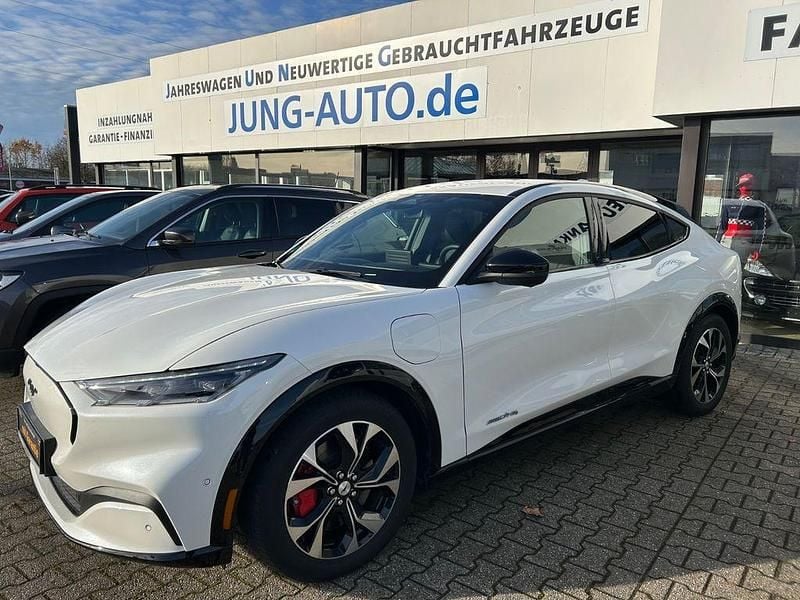 Gebraucht Ford Mustang Mach-E Premium 197 kW (269 PS) 2022 Weiß SUV