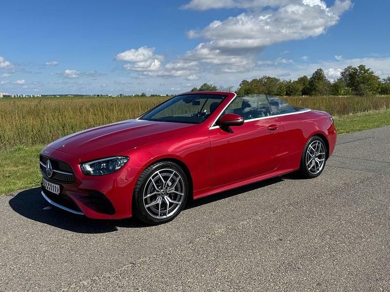 Rot Gebraucht 2021 Mercedes E200 AMG Cabrio | 40.999 € (Superpreis) - Bild 1/4