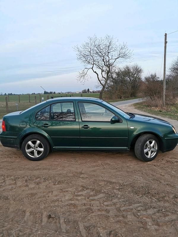 Gebraucht VW Bora 105 PS (77 kW) 2001 Grün Limousine