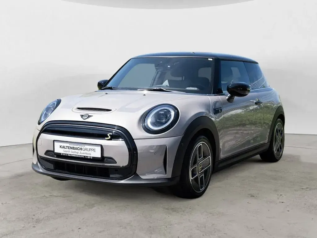Gebraucht Mini Cooper SE Collection 135 kW (184 PS) 2022 Grau Kleinwagen