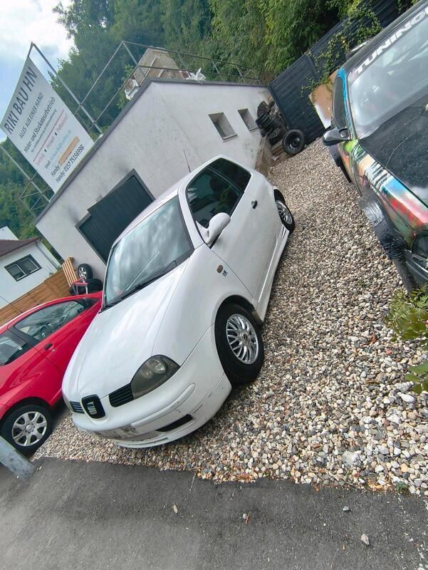 Weiß Gebraucht 2003 Seat Arosa Kleinwagen | 450 € (Guter Preis) - Bild 1/4