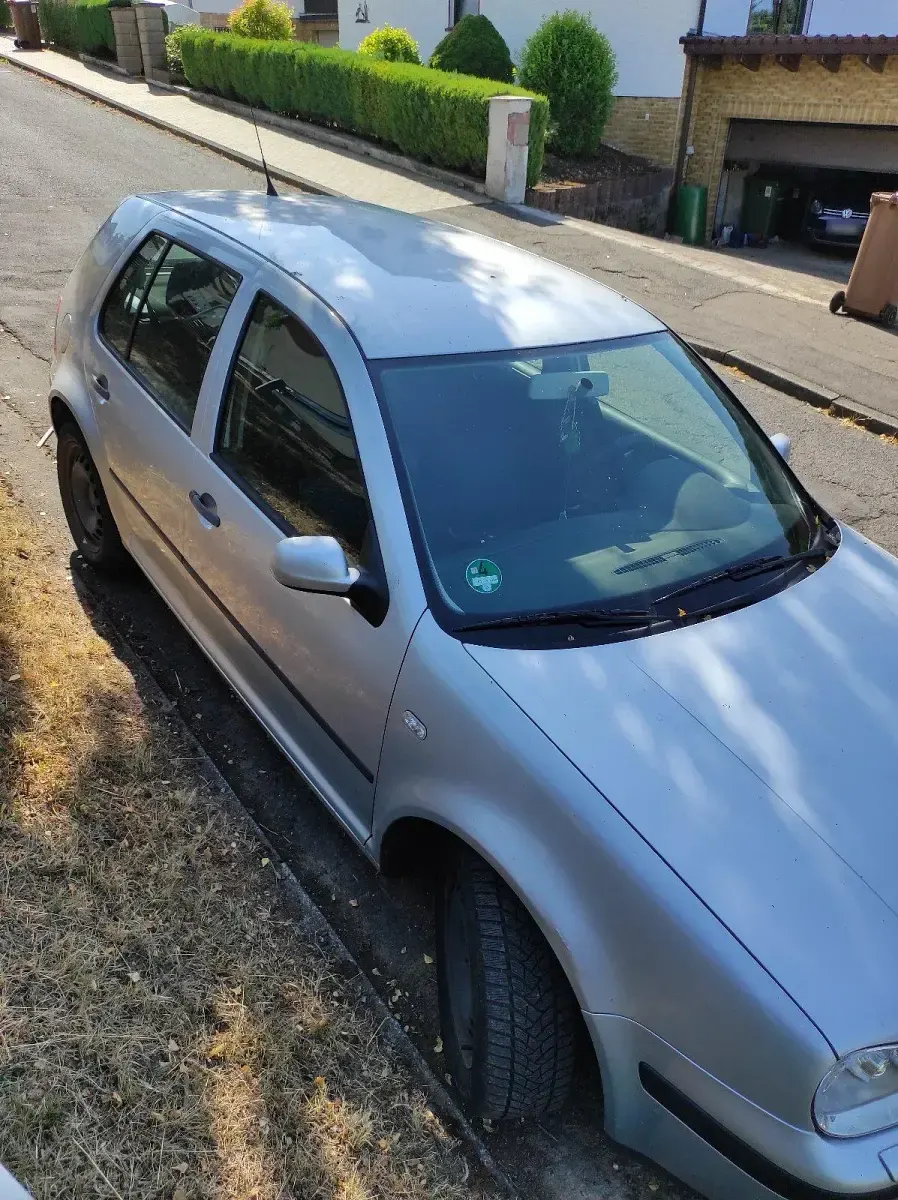 Gebraucht VW Golf IV 105 PS (77 kW) 2002 Silber Limousine