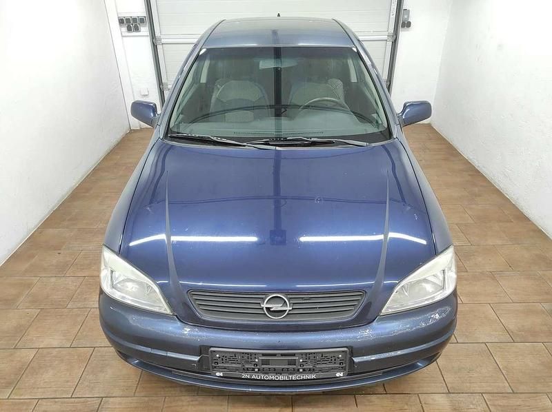 Gebraucht Opel Astra 75 PS (55 kW) 2000 Blau Limousine