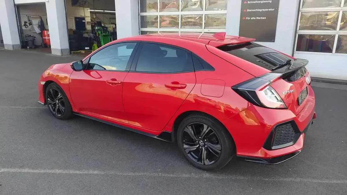 Gebraucht Honda Civic Sport 182 PS (133 kW) 2017 Rally red Kleinwagen