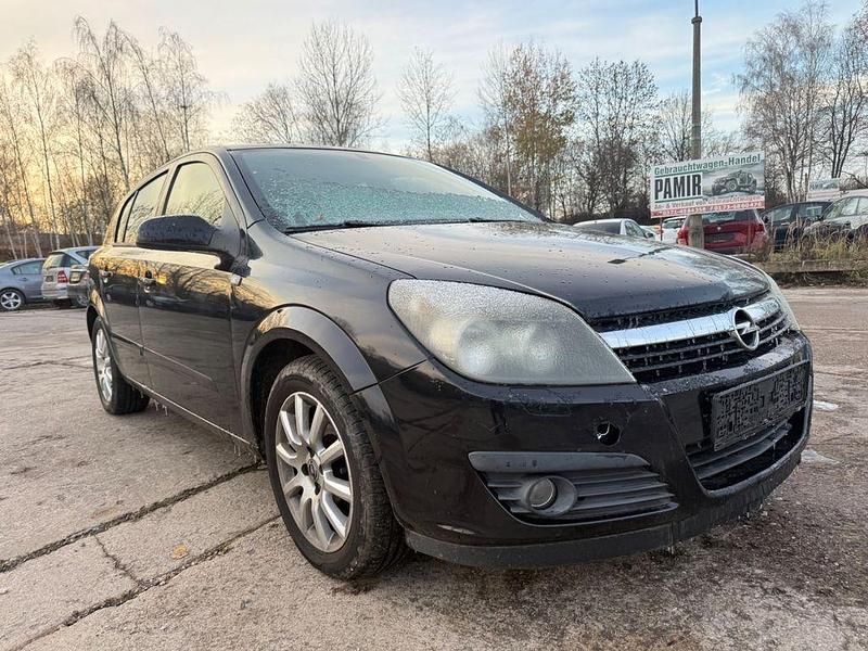 Gebraucht Opel Astra Edition 105 PS (77 kW) 2005 Schwarz Limousine