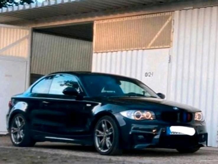 Schwarz Gebraucht 2008 BMW 123 Coupé M Sport Coupé | 7.999 € - Bild 1/4