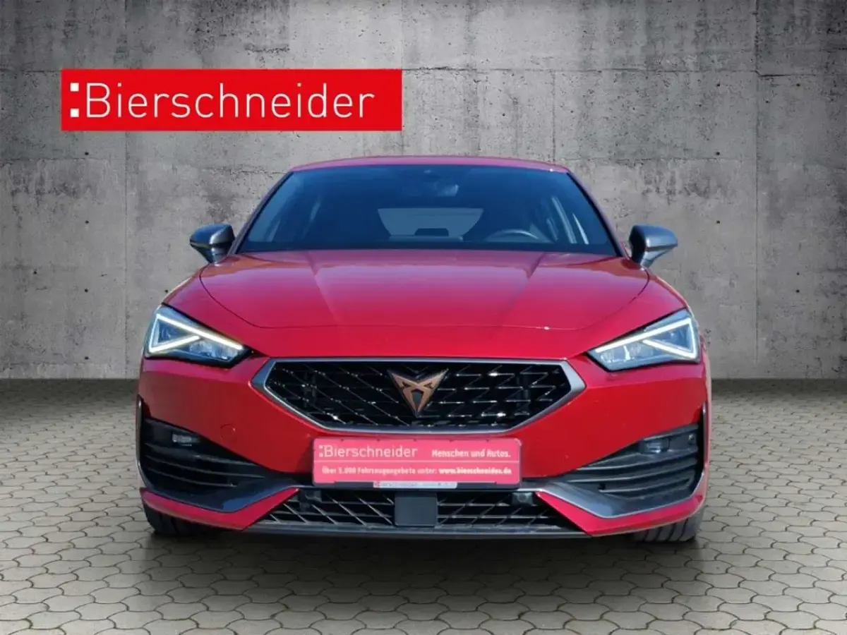 Gebraucht Cupra Leon VZ 300 PS (220 kW) 2024 Rot Limousine