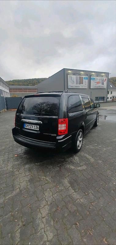 Gebraucht Chrysler Grand Voyager 163 PS (119 kW) 2011 Schwarz Van / Kleinbus