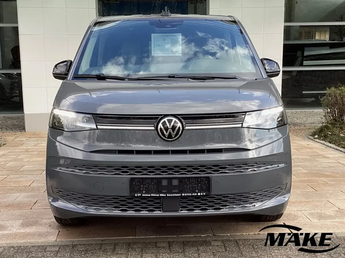 Gebraucht VW Multivan Life 136 PS (100 kW) 2024 Van / Kleinbus