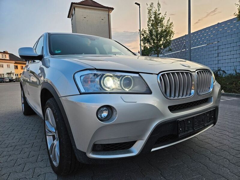 Silber Gebraucht 2013 BMW X3 SUV | 11.800 € (Fairer Preis) - Bild 1/4