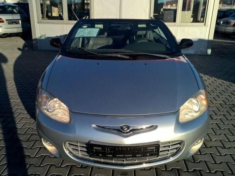 Gebraucht Chrysler Sebring Cabriolet 141 PS (103 kW) 2002 Bright silver metallic Cabrio