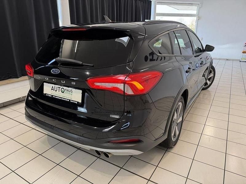 Gebraucht Ford Focus Active 180 PS (132 kW) 2020 Schwarz Kombi