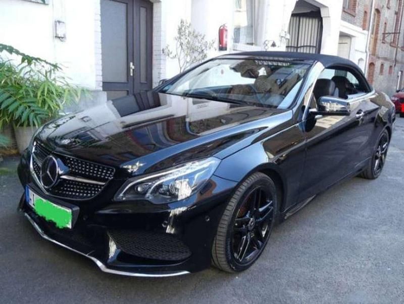 Gebraucht Mercedes E250 Avantgarde 204 PS (150 kW) 2014 Schwarz Cabrio