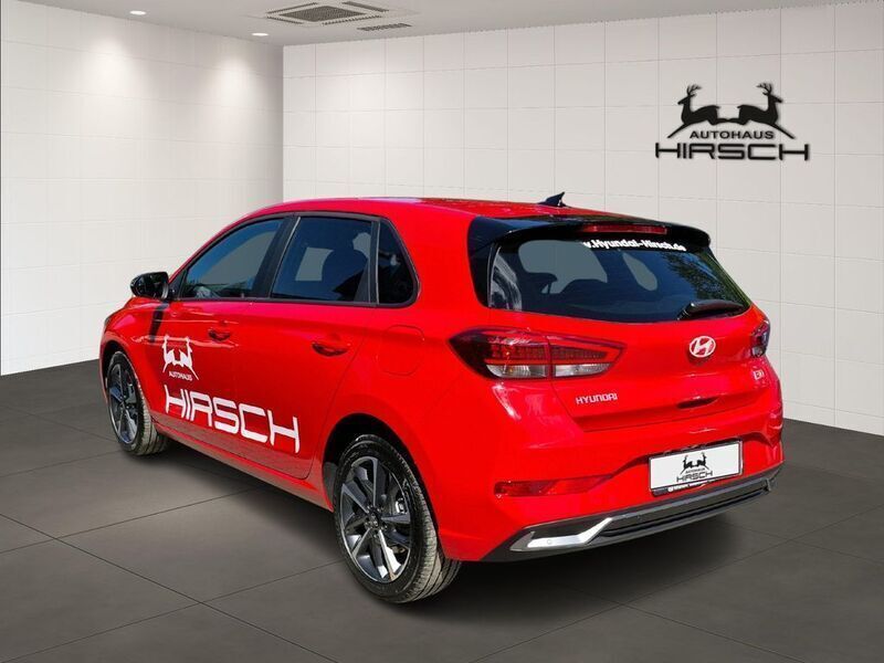 Gebraucht Hyundai i30 Advantage 101 PS (74 kW) 2025 Rot Limousine