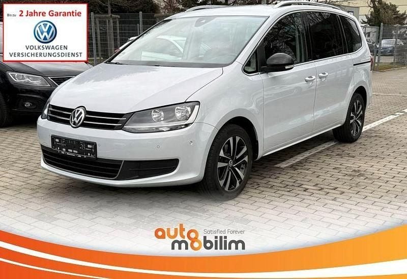 Gebraucht VW Sharan IQ Drive 150 PS (110 kW) 2019 Weiß Van / Kleinbus