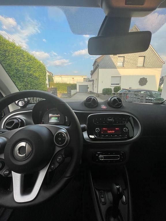 Gebraucht Smart ForTwo Electric Drive 60 kW (82 PS) 2023 Schwarz Coupé