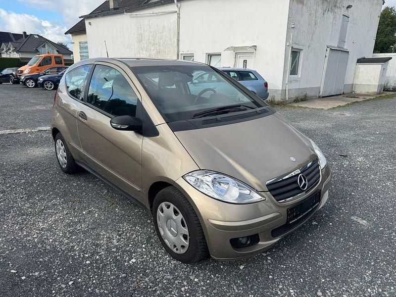Gebraucht Mercedes A150 95 PS (69 kW) 2006 Gold Kleinwagen
