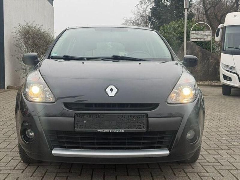 Gebraucht Renault Clio III Dynamique 101 PS (74 kW) 2009 Schwarz Kleinwagen