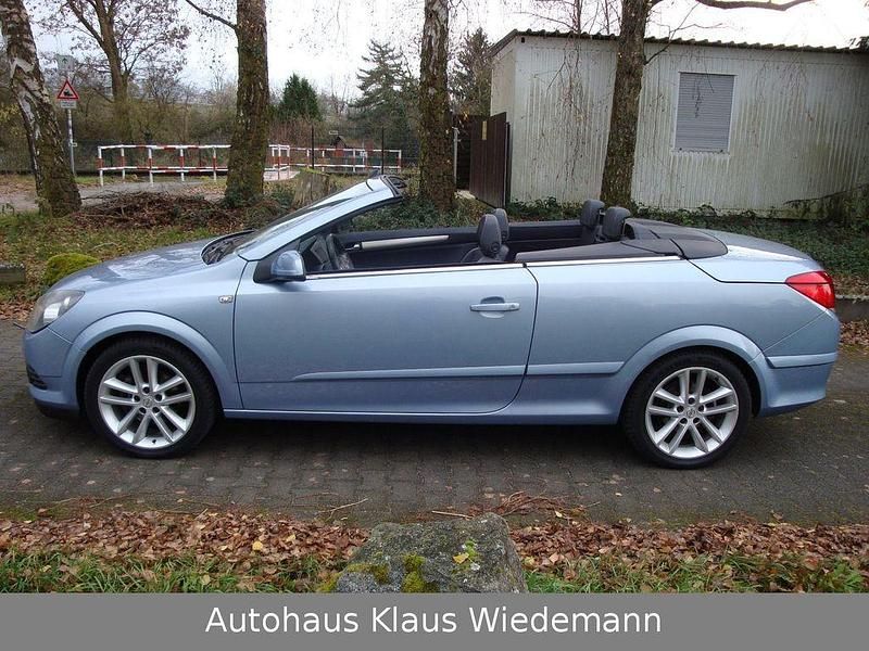Gebraucht Opel Astra Cabriolet Cosmo 140 PS (102 kW) 2006 Blau Cabrio