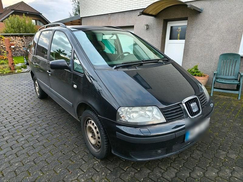 Schwarz Gebraucht 2003 Seat Alhambra Van / Kleinbus | 999 € (Superpreis) - Bild 1/4