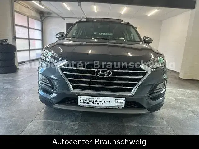 Gebraucht Hyundai Tucson Premium 177 PS (130 kW) 2019 Grau SUV
