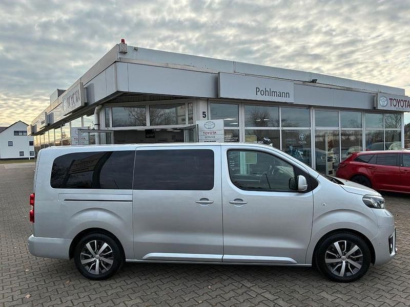 Gebraucht Toyota Proace Verso Comfort 177 PS (130 kW) 2018 Silber Kombi