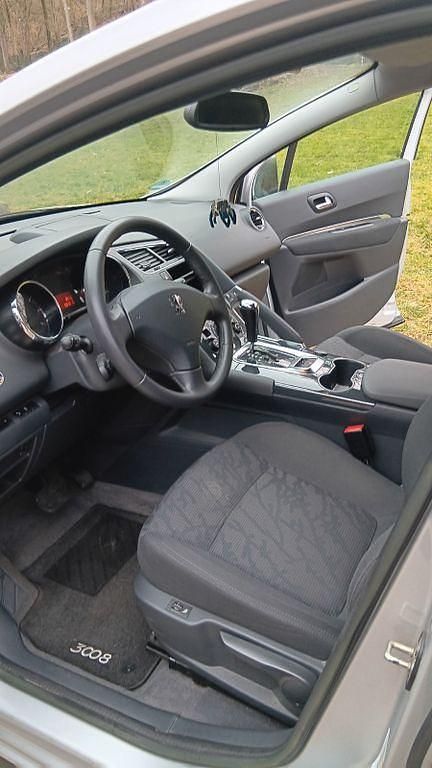 Gebraucht Peugeot 3008 Allure 156 PS (114 kW) 2012 Silber Kombi