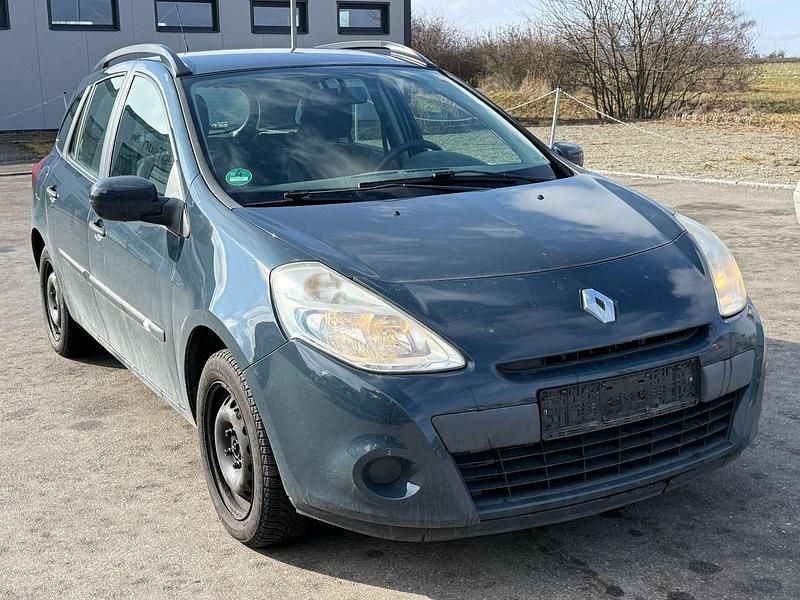 Gebraucht Renault Clio GrandTour Expression 103 PS (75 kW) 2012 Blau Kombi