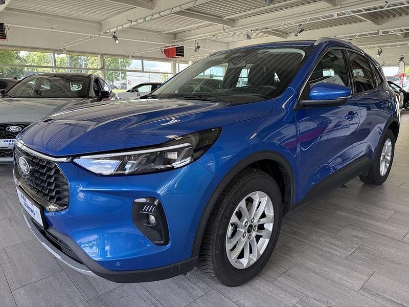 Dynamicblau Gebraucht 2024 Ford Kuga Titanium SUV | 29.990 € (Fairer Preis) - Bild 1/4