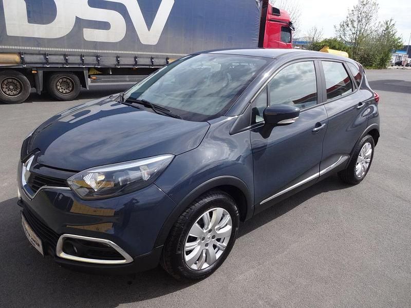 Second-hand Renault Captur Dynamique 90 CP (66 kW) 2013 Gri SUV