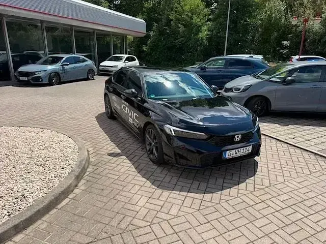 Gebraucht Honda Civic Hybrid 184 PS (135 kW) 2025 Schwarz Limousine