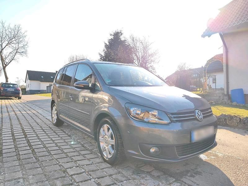 Gebraucht VW Touran 110 PS (80 kW) 2014 Grau Van / Kleinbus