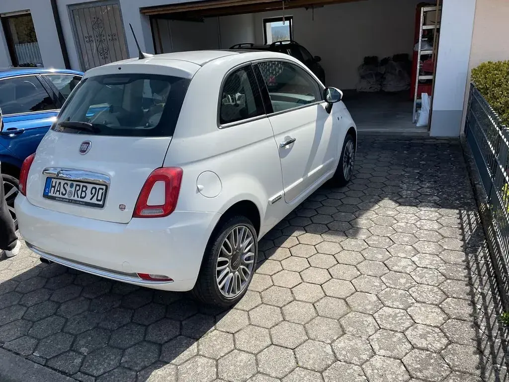 Gebraucht Fiat 500 Lounge 69 PS (50 kW) 2017 Weiß Kleinwagen