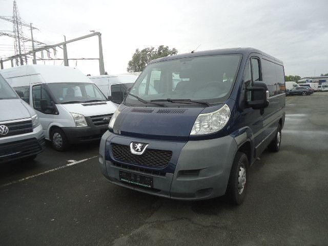 Blau Gebraucht 2011 Peugeot Boxer Van | 5.990 € (Fairer Preis) - Bild 1/4
